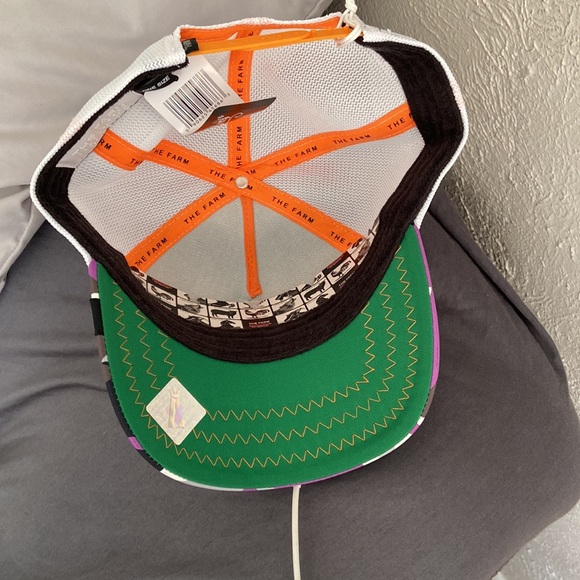 Hat - Picture 3 of 3